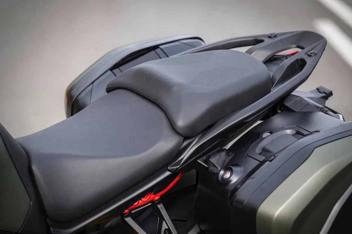 La Multistrada più leggera e facile di sempre? Abbiamo guidato la nuova Ducati V2 [VIDEO] (44)