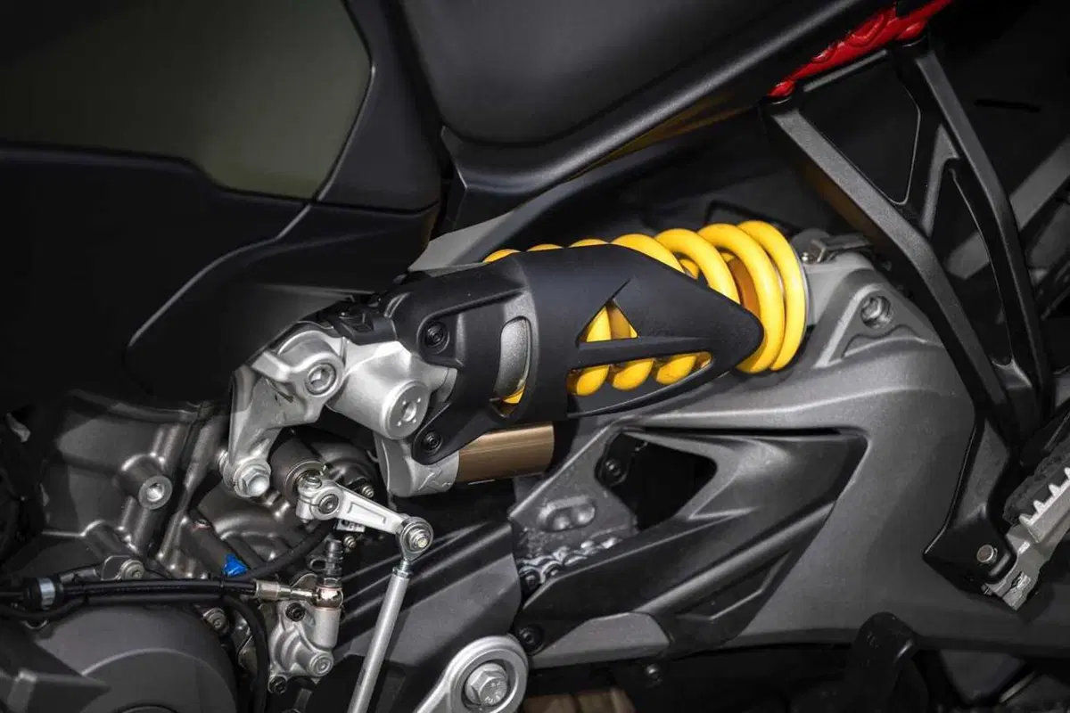 La Multistrada più leggera e facile di sempre? Abbiamo guidato la nuova Ducati V2 [VIDEO] (51)