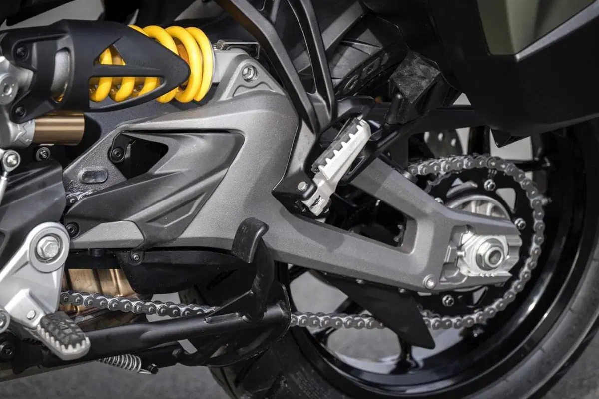La Multistrada più leggera e facile di sempre? Abbiamo guidato la nuova Ducati V2 [VIDEO] (52)