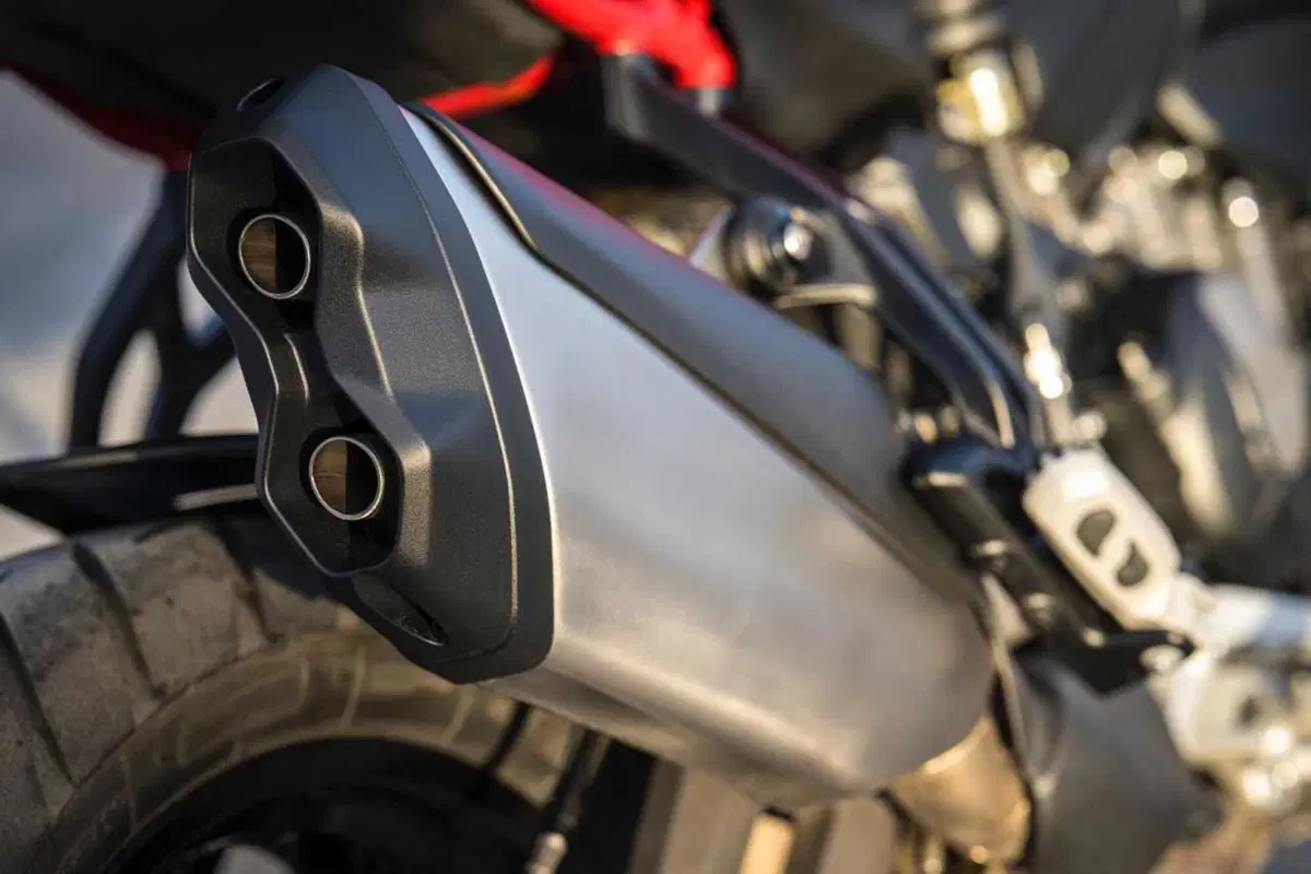 La Multistrada più leggera e facile di sempre? Abbiamo guidato la nuova Ducati V2 [VIDEO] (56)
