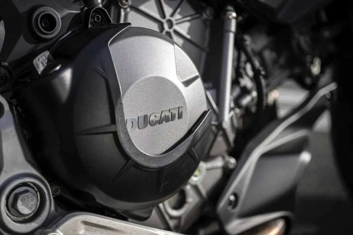 La Multistrada più leggera e facile di sempre? Abbiamo guidato la nuova Ducati V2 [VIDEO] (64)