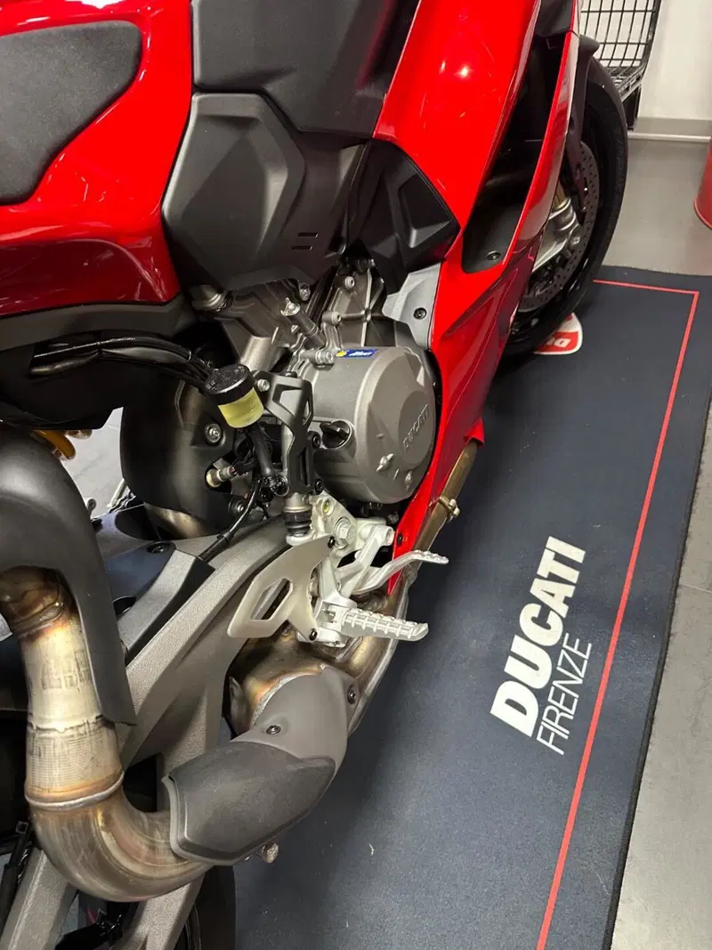 Ducati Panigale V2 S (2025 - 26) (7)