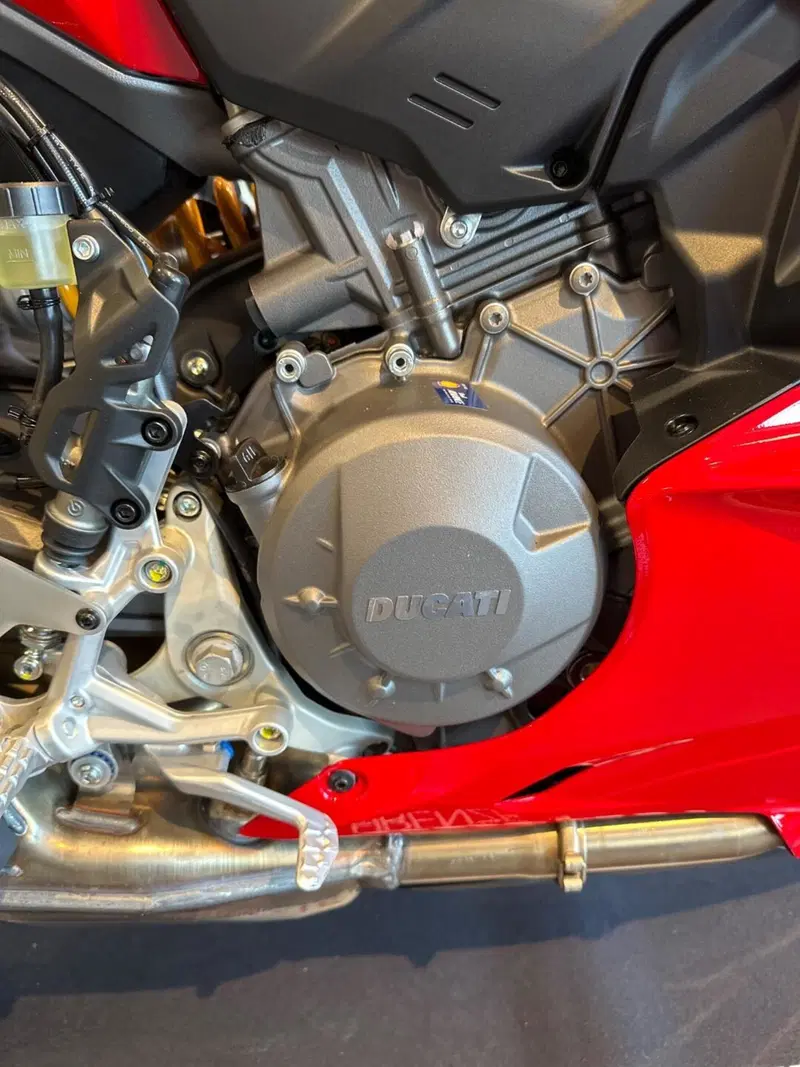 Ducati Panigale V2 S (2025 - 26) (9)