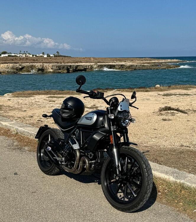 Ducati Scrambler 800 Icon Dark (2020)