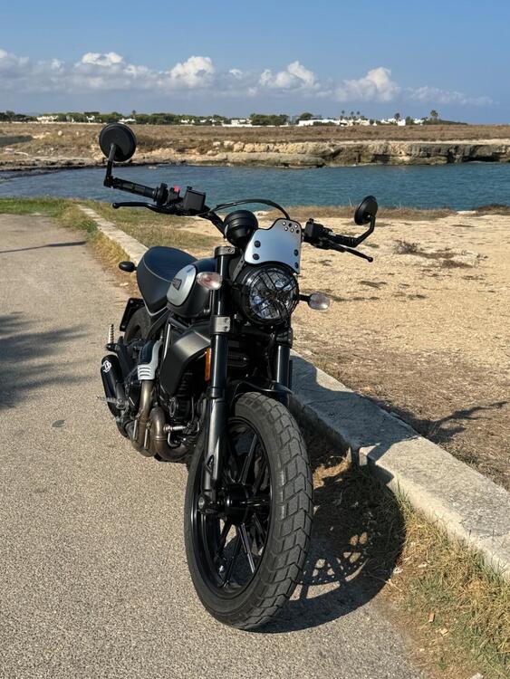 Ducati Scrambler 800 Icon Dark (2020) (4)