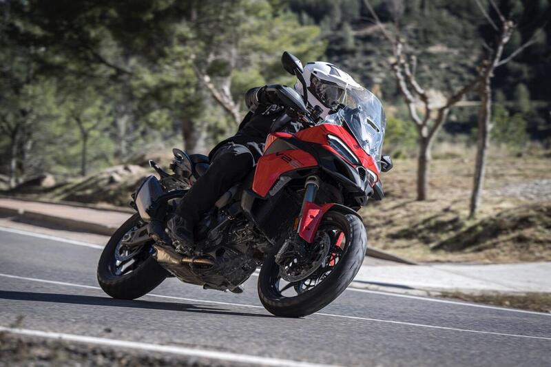 Ducati Multistrada V2 S: guida rapida alle sospensioni semiattive [VIDEO]