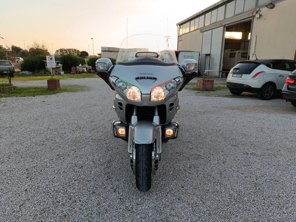 Honda GL 1800 Gold Wing (2007 - 11) (3)