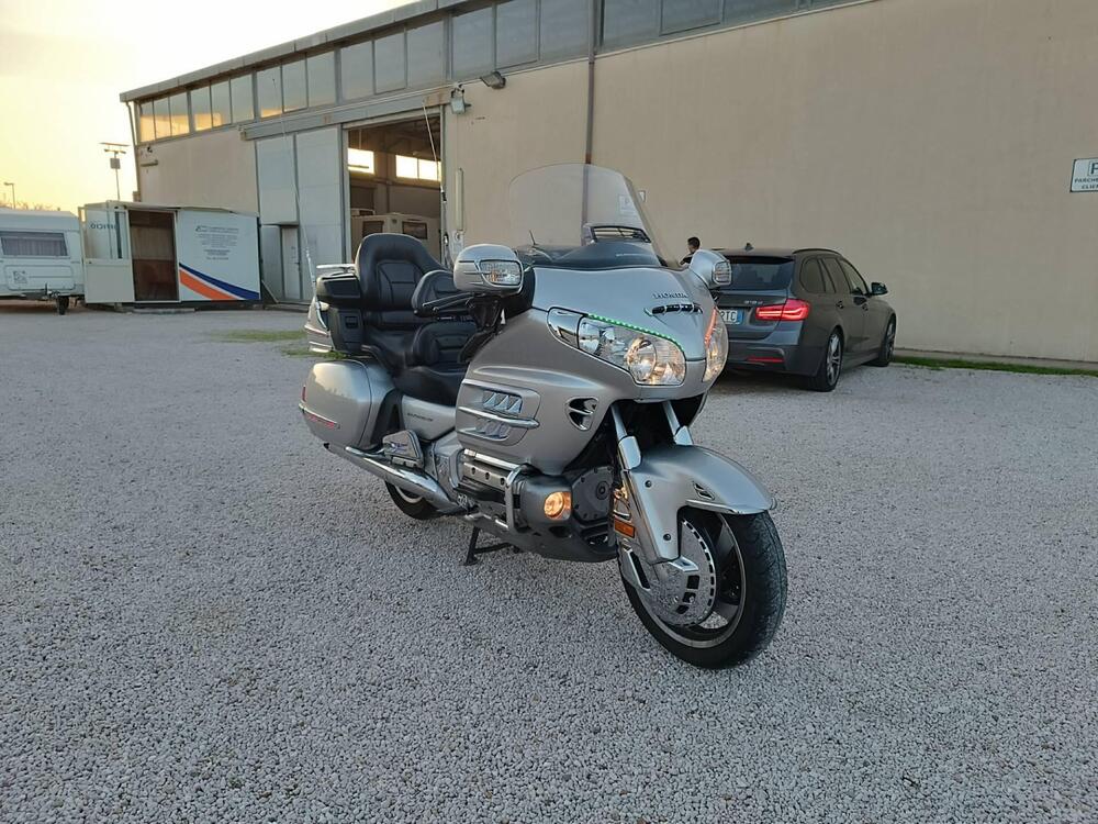 Honda GL 1800 Gold Wing (2007 - 11) (4)