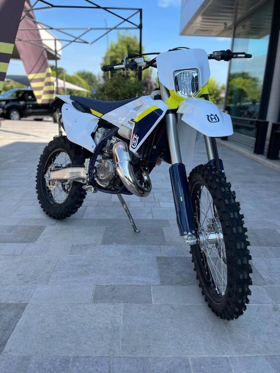 Husqvarna TE 125 (2025) (4)