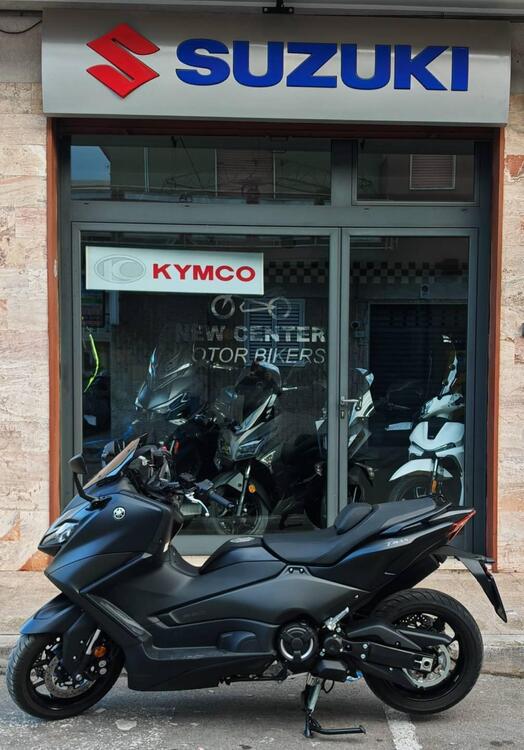 Yamaha T-Max 560 (2022 - 24)