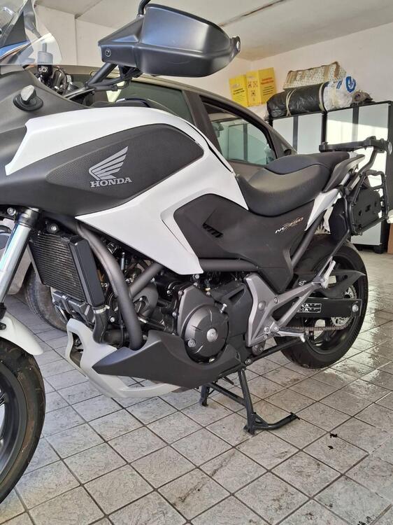 Honda NC 750 X DCT ABS (2014 - 15) (4)