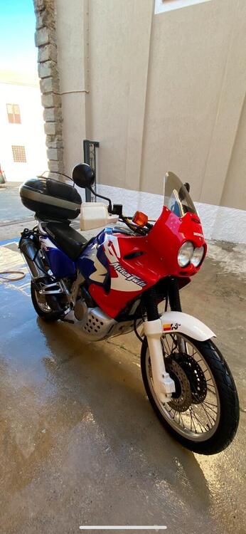 Honda africa twin xrv-750 (2)