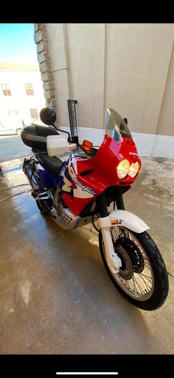 Honda africa twin xrv-750 (3)