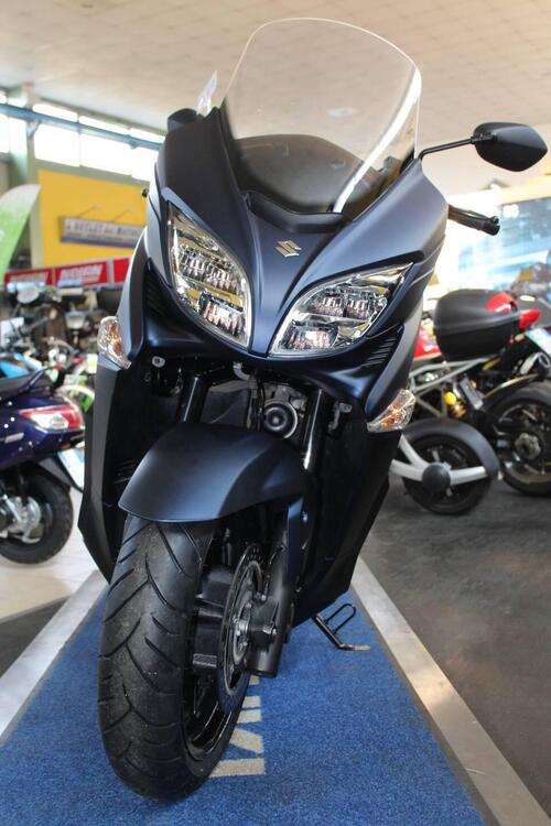 Suzuki Burgman AN 400 (2017 - 20) (3)