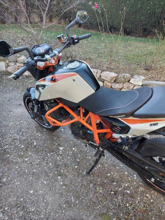 KTM 690 Duke R (2010 - 15)