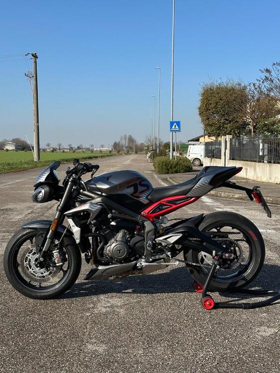 Triumph Street Triple RS (2020 - 22) (3)