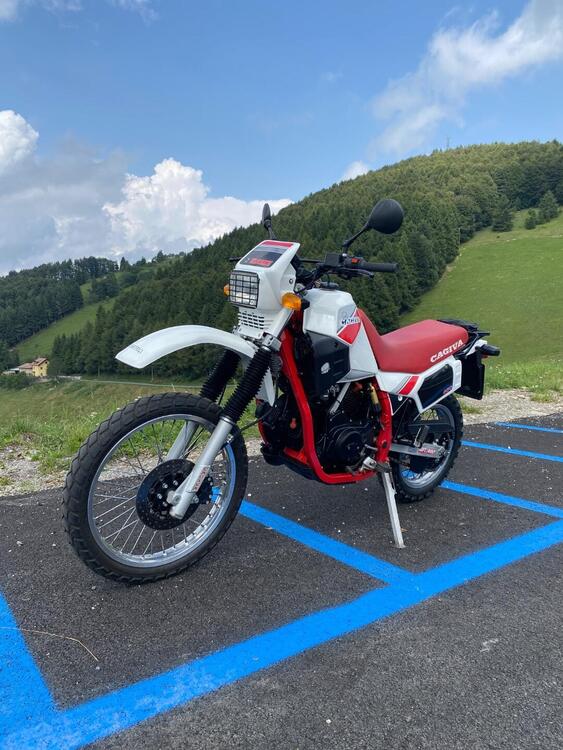 Cagiva Elefant 650  (2)