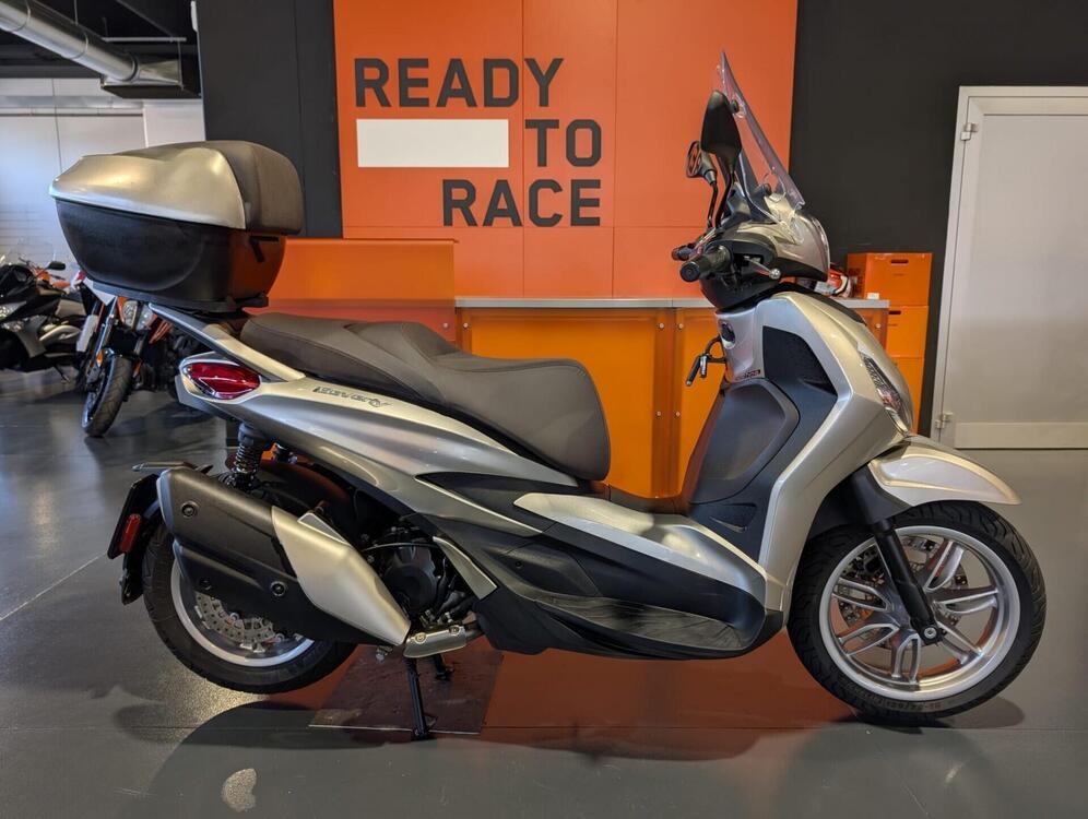 Piaggio Beverly 400 ABS-ASR (2021 - 25)