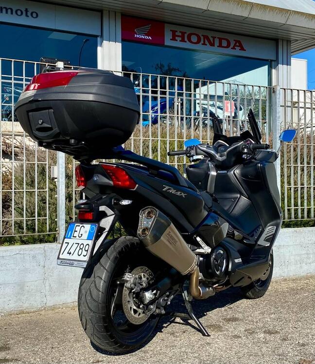 Yamaha T-Max 530 DX (2017 - 19) (4)