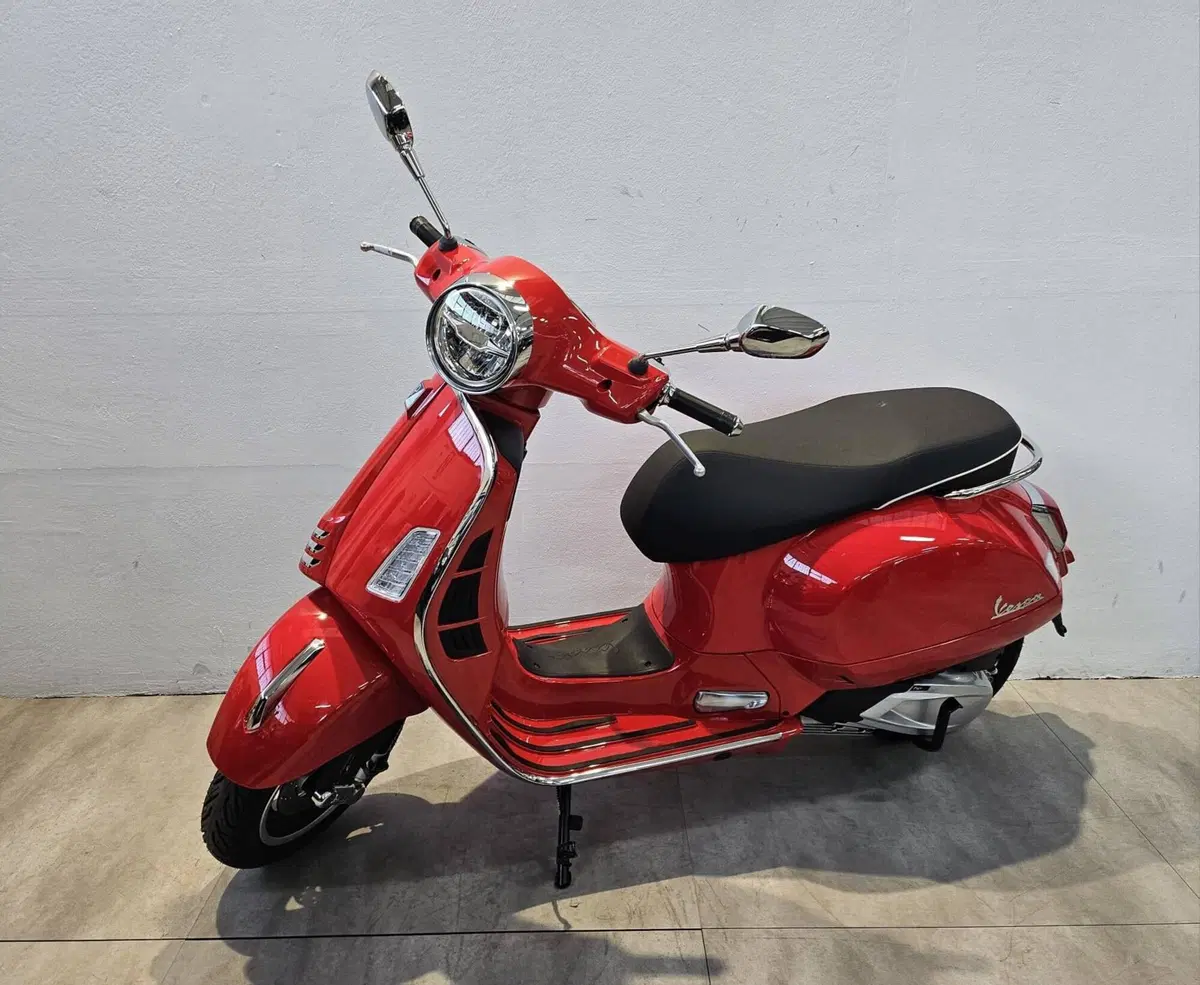 Vespa GTS 310 Super (2025 - 26) (2)