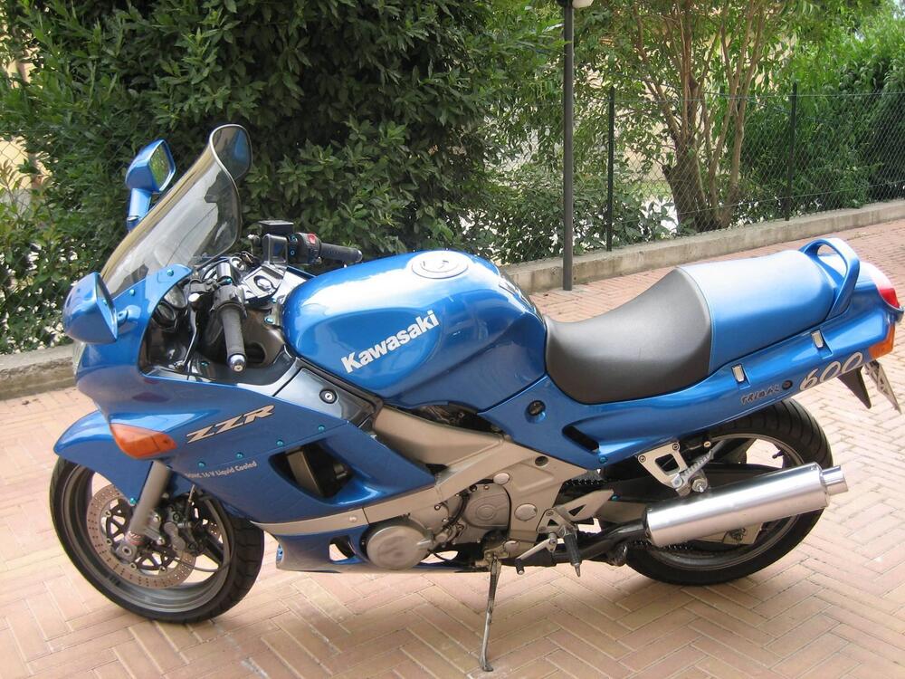 Kawasaki ZZR 600 (5)