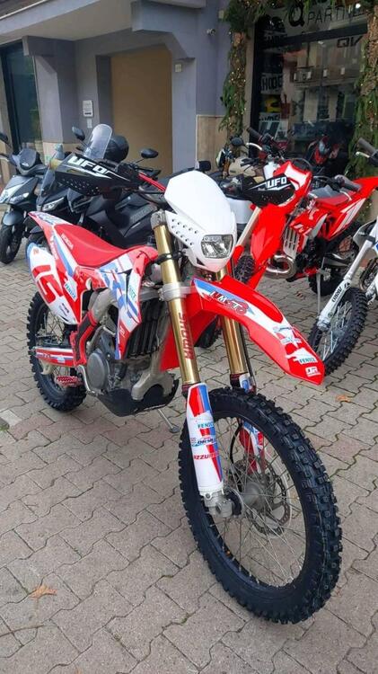 Honda CRF 250 R (2014) (4)