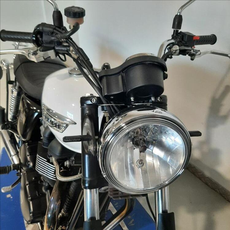 Triumph Bonneville T100 (2008 - 16) (4)