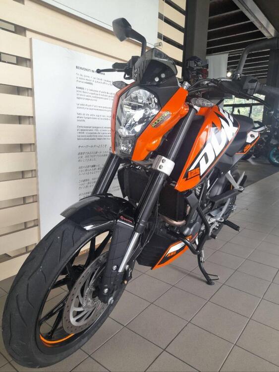 KTM 125 Duke ABS (2013 - 16) (3)