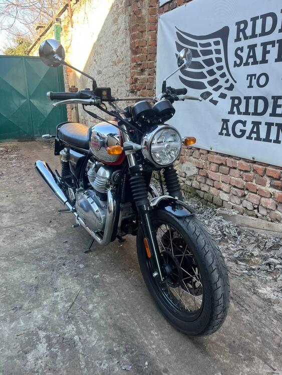 Royal Enfield Interceptor 650 (2021 - 25) (4)