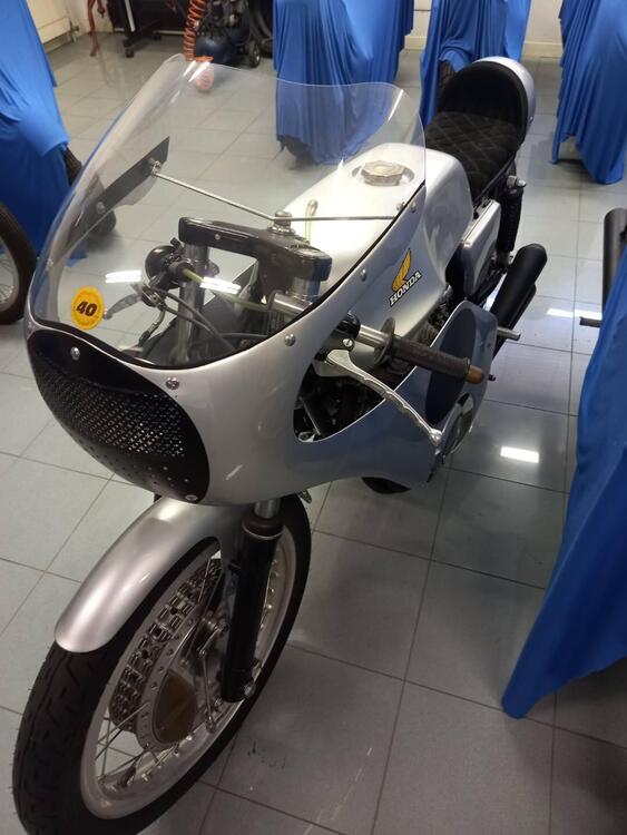 Honda CORSA 400 SPECIAL (3)