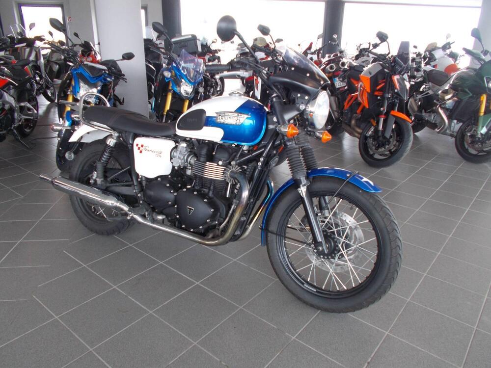 Triumph Bonneville T214 (2015)