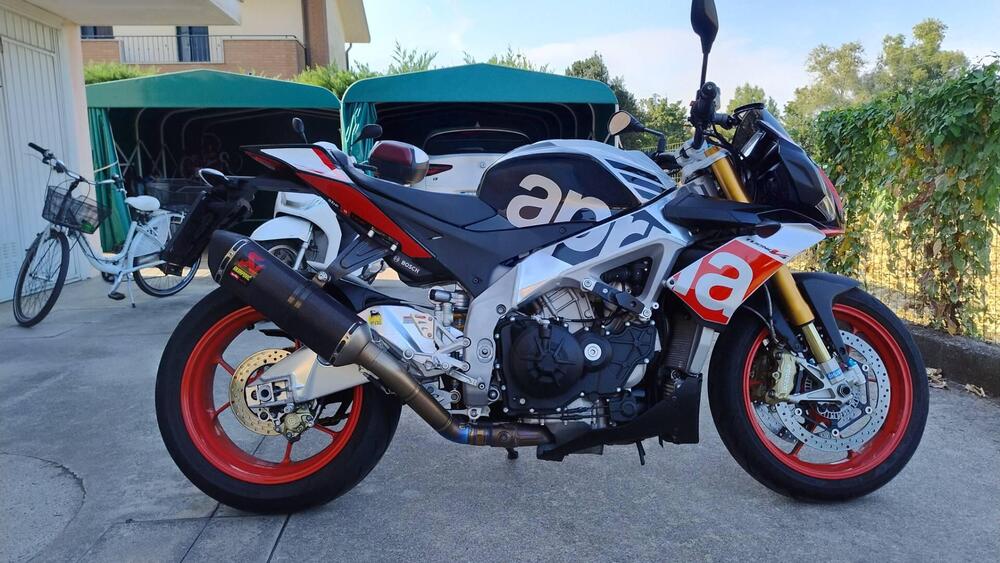 Aprilia Tuono 1100 V4 Factory (2015 - 17)