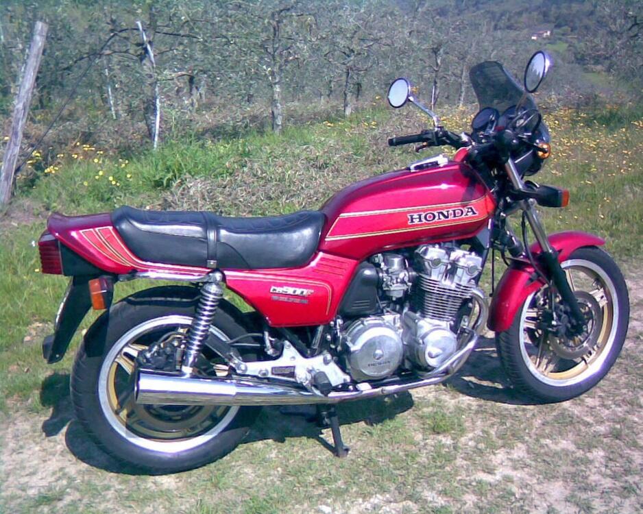 Honda CB 900F Boldor Bol D'or SC01 (3)