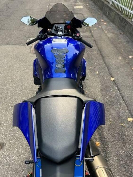 Yamaha YZF R1 (2020 - 25) (5)