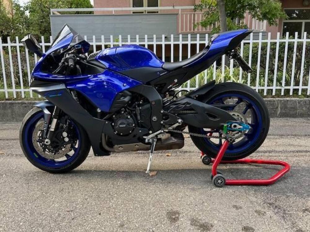 Yamaha YZF R1 (2020 - 25)