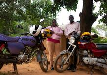 Chi sono le Boda Girls? La storia delle moto-taxi del Kenya