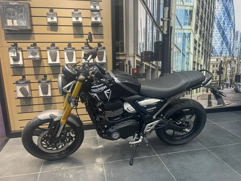 Triumph Speed 400 (2024 - 26) (2)