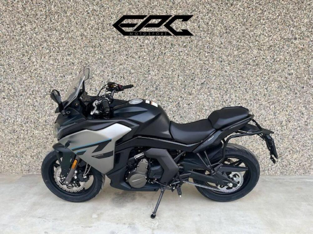 CFMOTO 650GT (2021 - 25) (2)