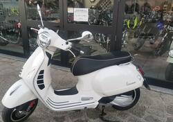 Vespa GTS 300 Super Hpe (2021 - 22) usata