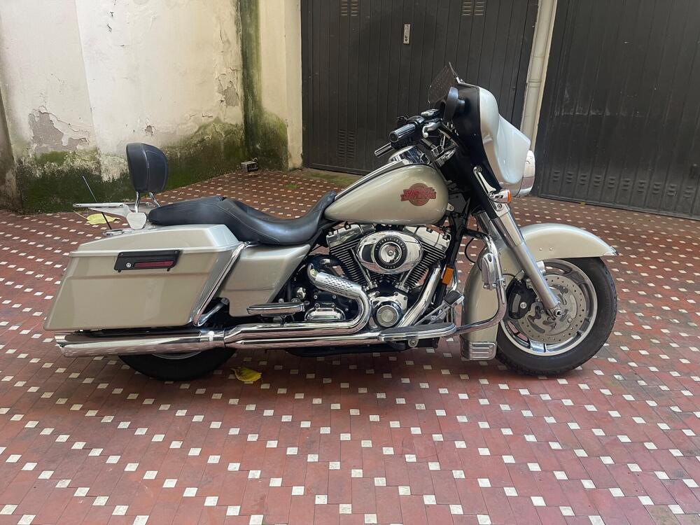 Harley-Davidson 1584 Street Glide (2008 - 10) - FLHX