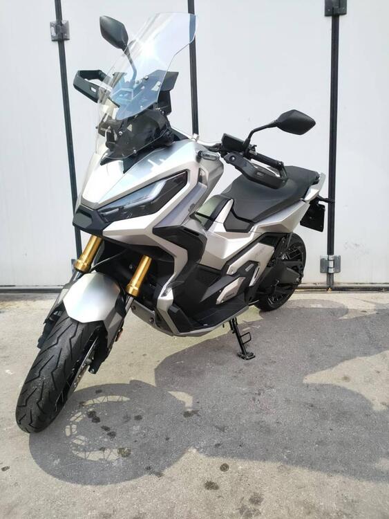 Honda X-ADV 750 DCT (2021 - 24) (4)