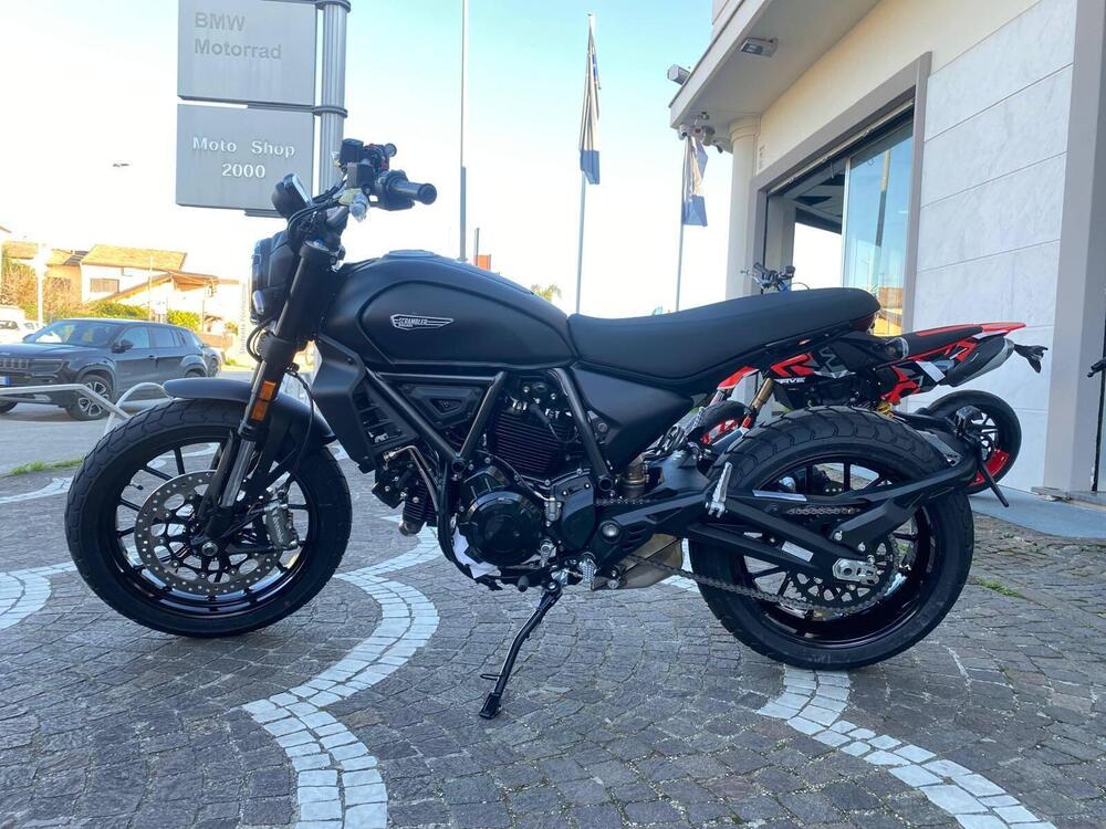 Ducati Scrambler 800 Icon Dark (2025) (3)