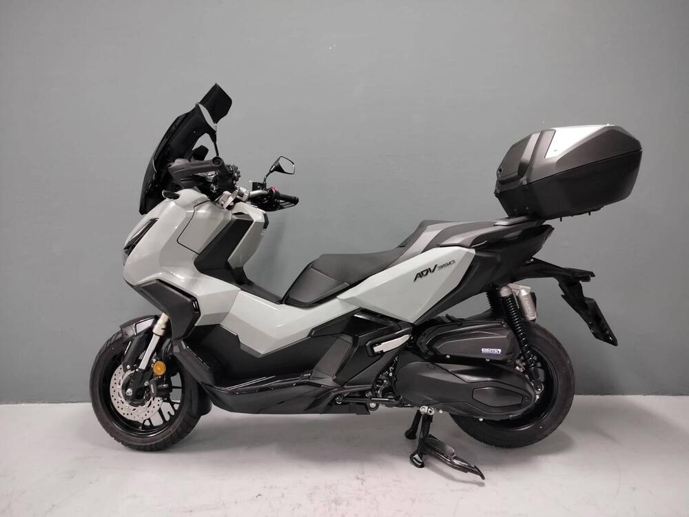 Honda ADV 350 (2022 - 24) (2)