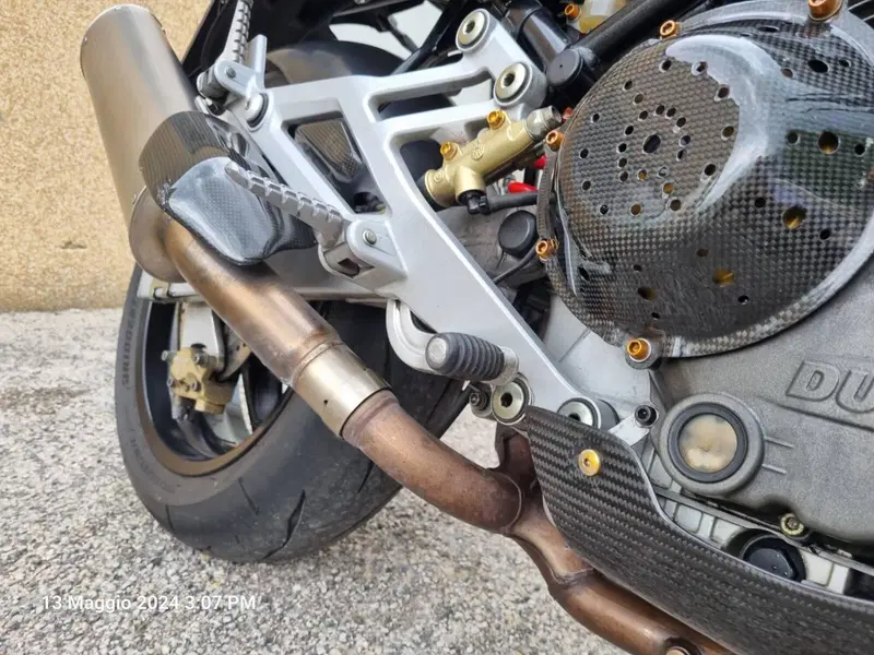 Ducati Monster 900 Dark I.E. (1999 - 02) (19)