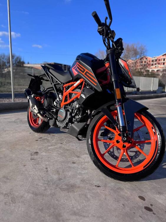 KTM 125 Duke (2021 - 23) (2)