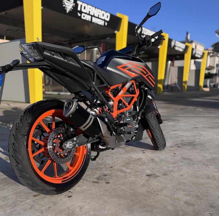 KTM 125 Duke (2021 - 23) (3)