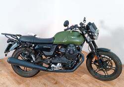 Moto Guzzi V7 III Stone (2017 - 20) usata