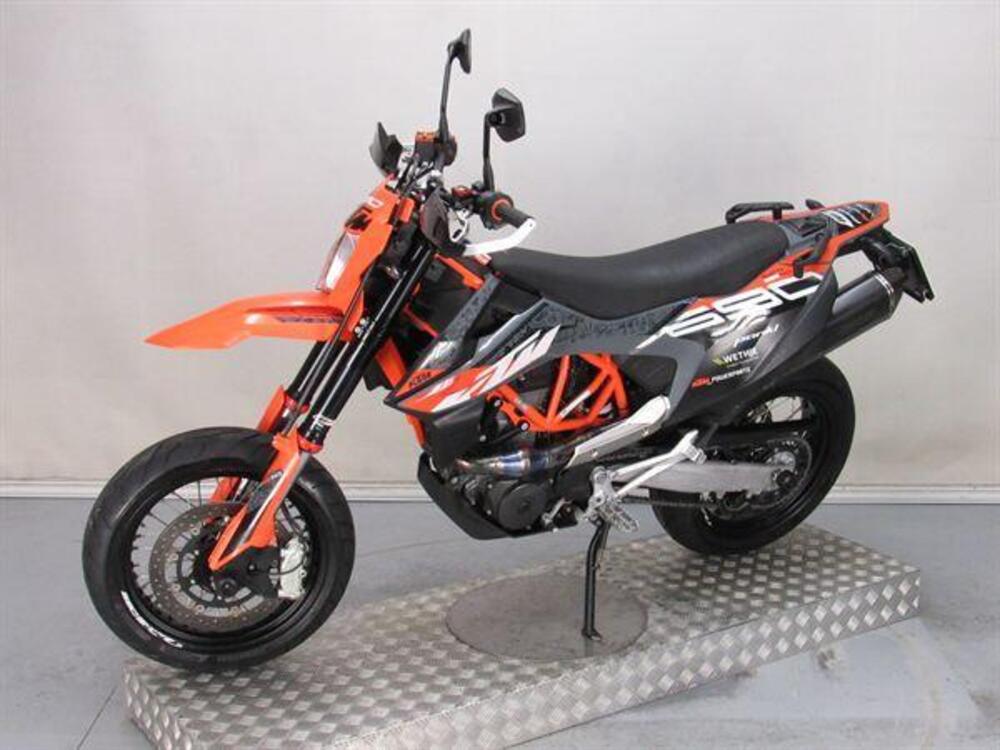 KTM 690 SMC R (2021 - 22) (3)