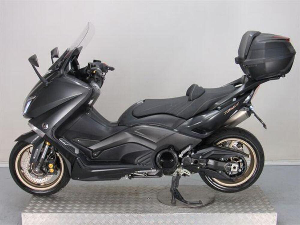 Yamaha T-Max 530 Iron Max ABS (2014 - 17) (4)