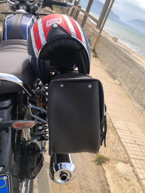 Moto Guzzi V7 Special (2021 - 24) (2)